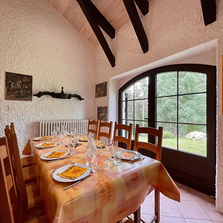 Maison Isolee, Au Coeur Des Volcans, Terrain Clos, Jeux, Confort, Cheminee, Proche Forets Et Villages. - Fr-1-582-285 度假居